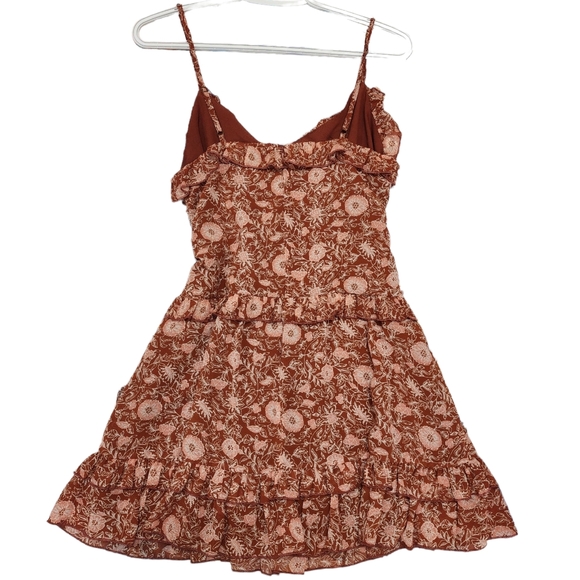 Womens Forever 22 Coral Fall Ruffle Dress Size Small with Floral and Leaf Design - Picture 2 of 10